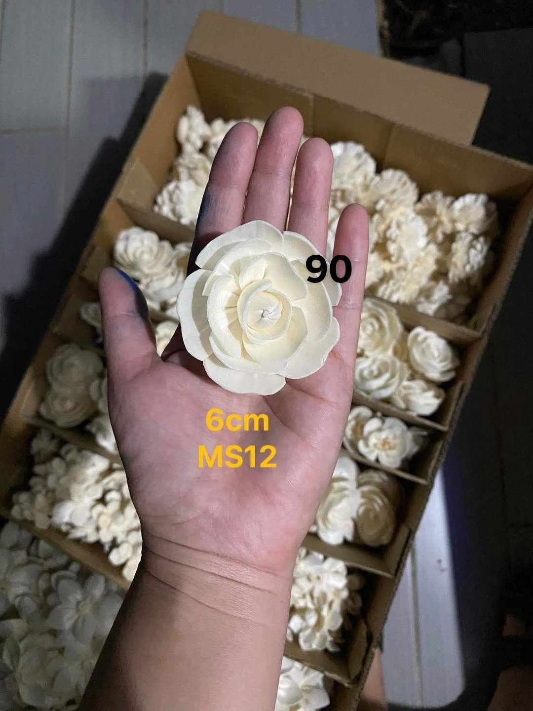 Sola Wood Flower
